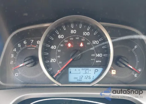 2015 Toyota Rav4 Le z USA, uszkodzony, nr VIN JTMZFREV1FJ032716